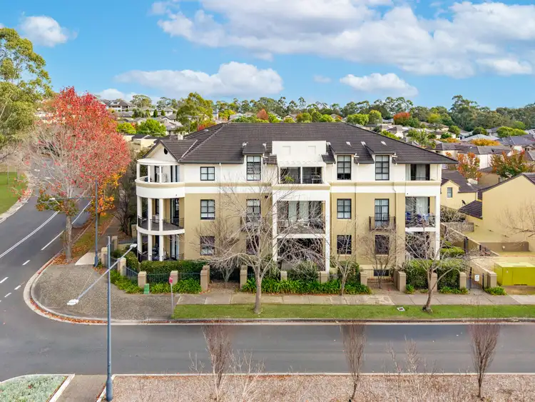 40 Parkside Crescent