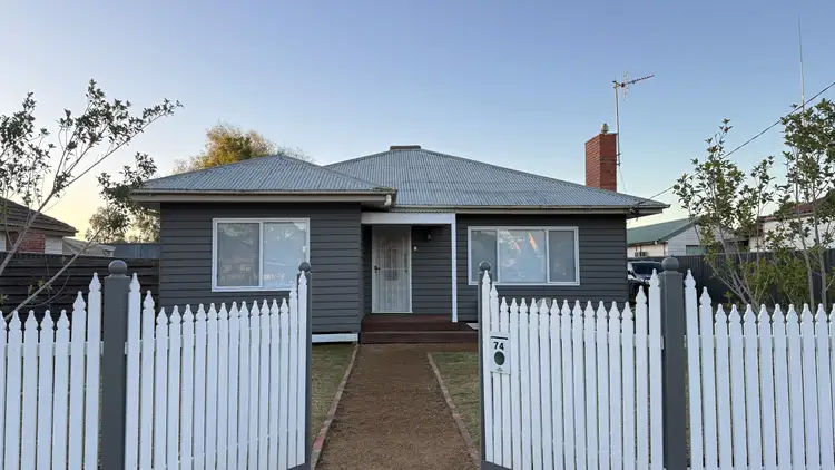 74 Knox Street