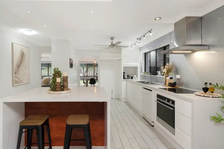 4 Lupin Court
