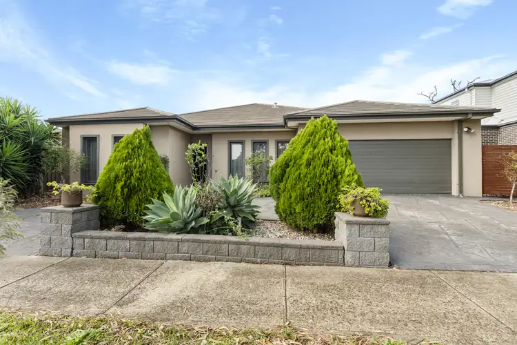 42 Tuross Crescent