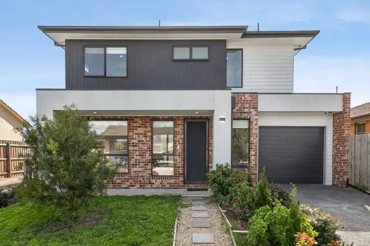 19 Apollo Crescent