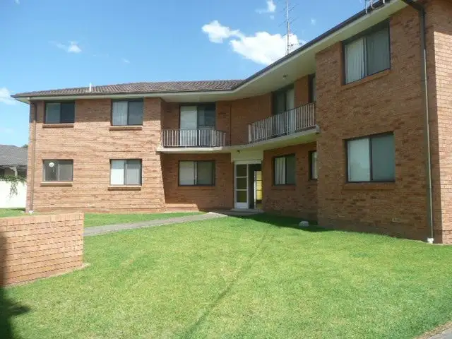 37 Roberts Avenue