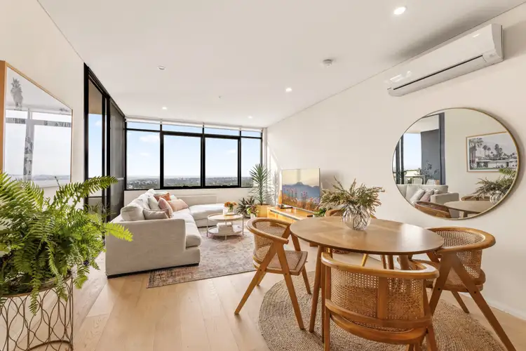 10 Village Place