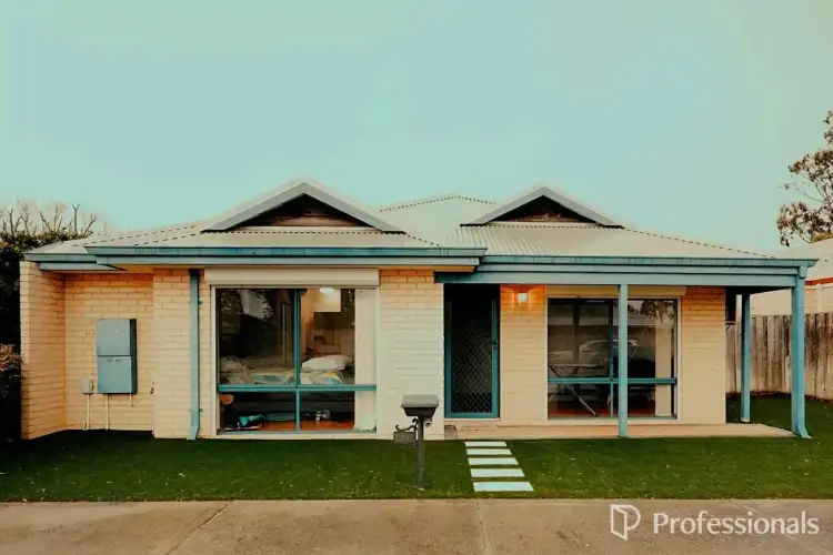 72 Pinegrove Drive