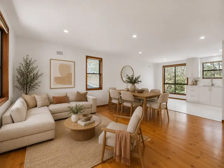 12 Sedgeman Avenue
