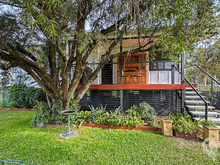 8 Purcell Avenue