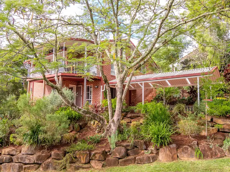 5 Leone Court