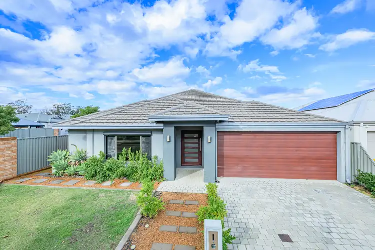 11 Gallipoli Avenue