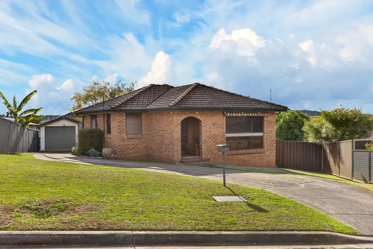4 Moorfoot Road