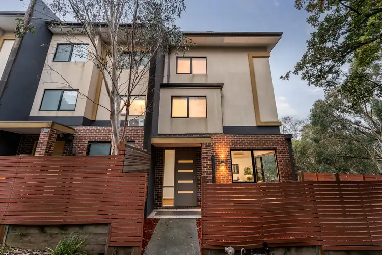 19 Hughes Street