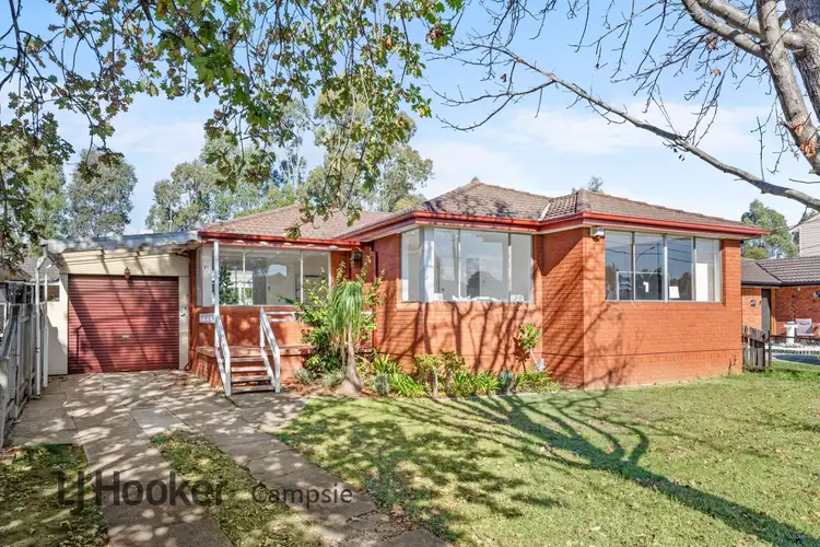 21 Acacia Avenue
