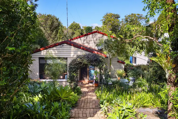 9 Kinarra Street