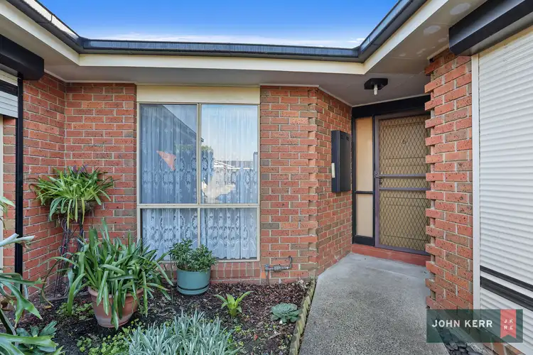 13 Saxtons Drive