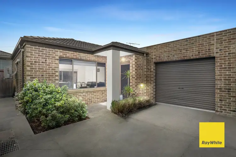 61 Craigmoor Crescent