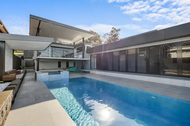 16 Wattle Street