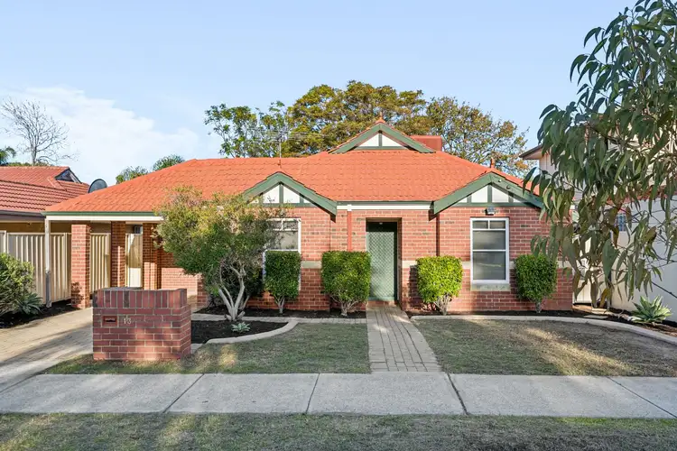 13 Macey Close