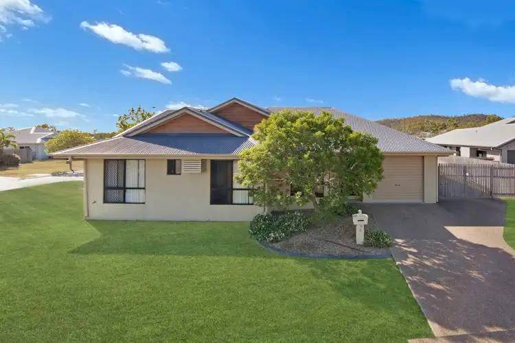 1 Dashwood Court