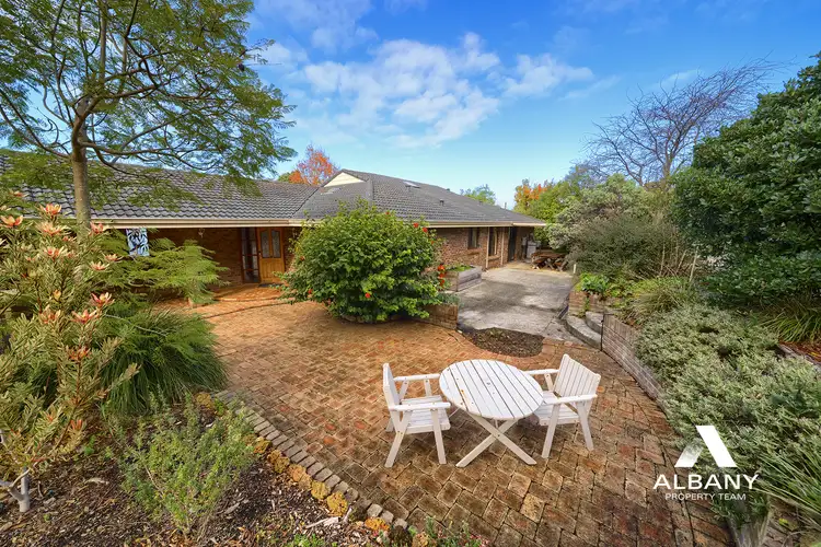 7 Shell Bay Road