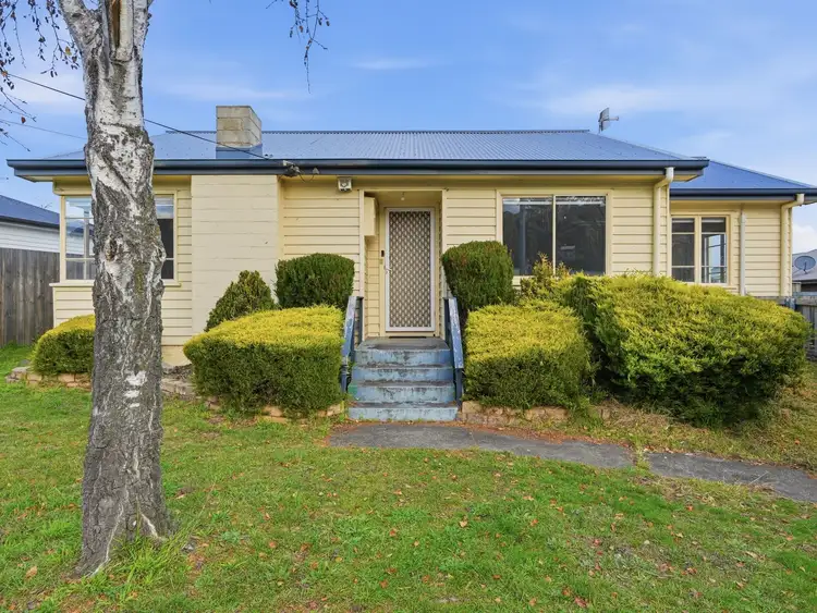 1/7 Erebus Street
