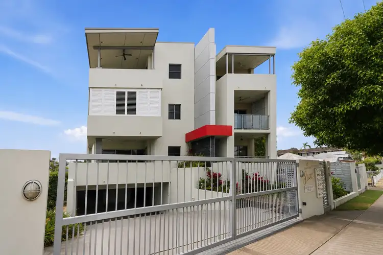 39 Bundock Street