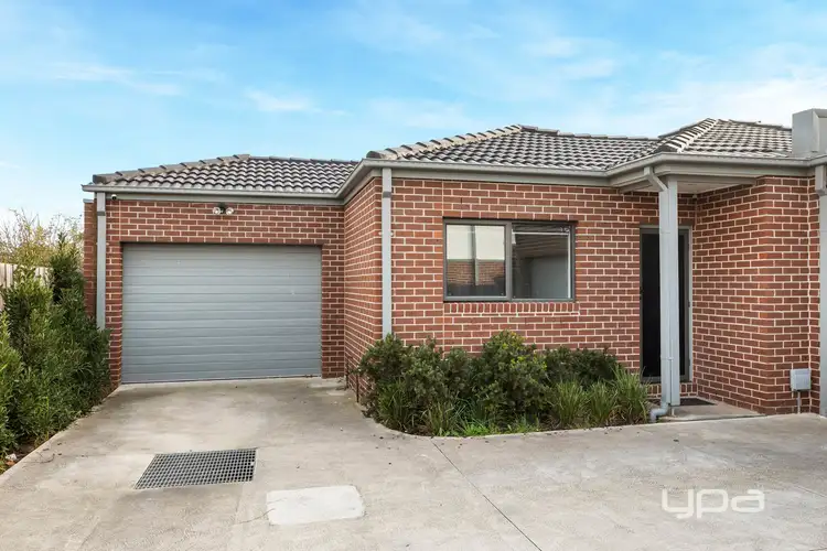 1 Mcrae Avenue