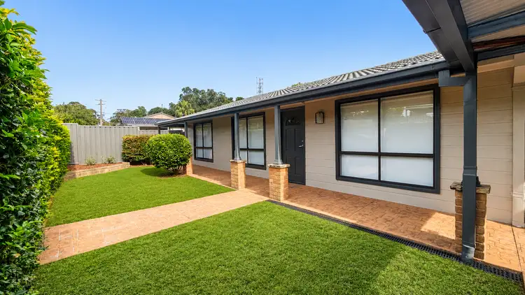4 Elizabeth Bay Drive, Lake Munmorah NSW 2259
