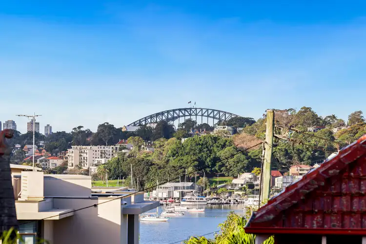 4 Thornley Street