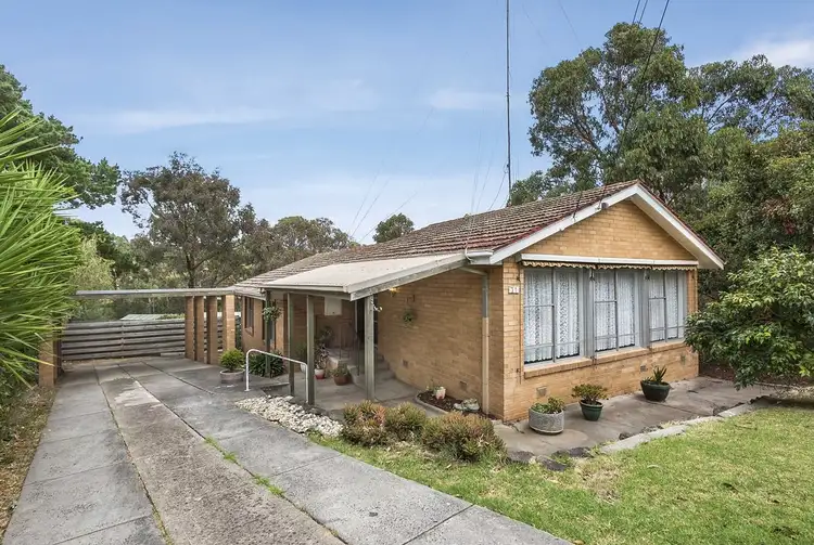 71 Lorraine Crescent
