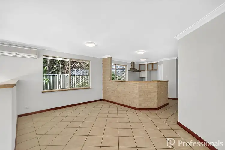 5A Hendon Place