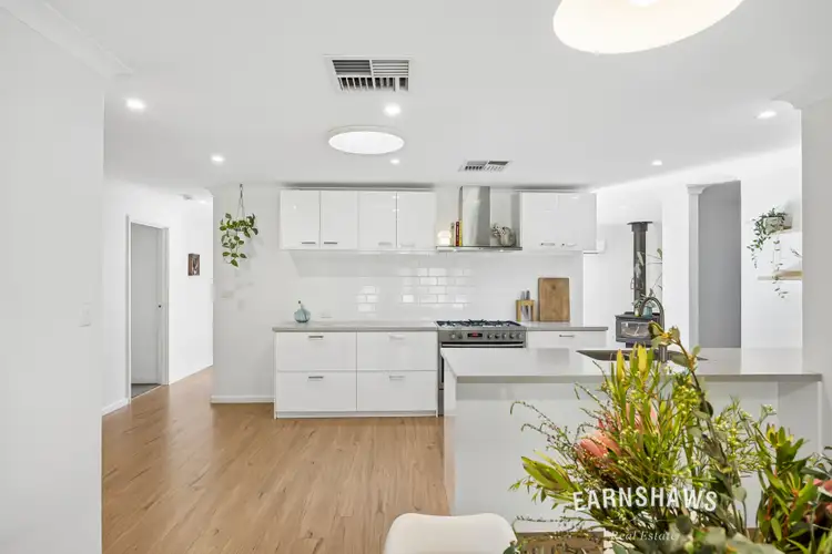 16 Lobelia Drive