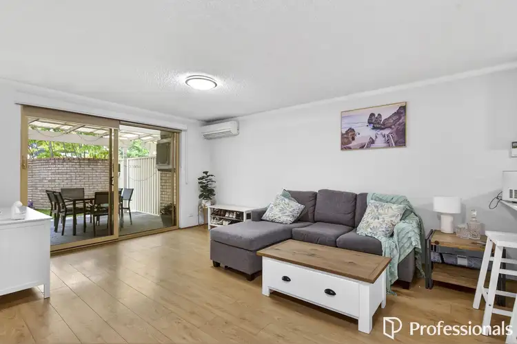 2 Mitchell Street