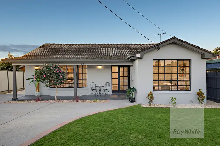 522 Grimshaw Street