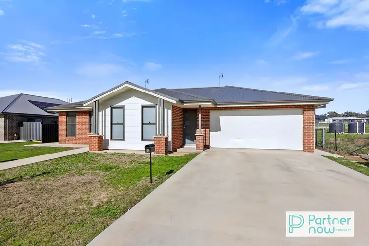 13 + 13A Fairymartin Lane