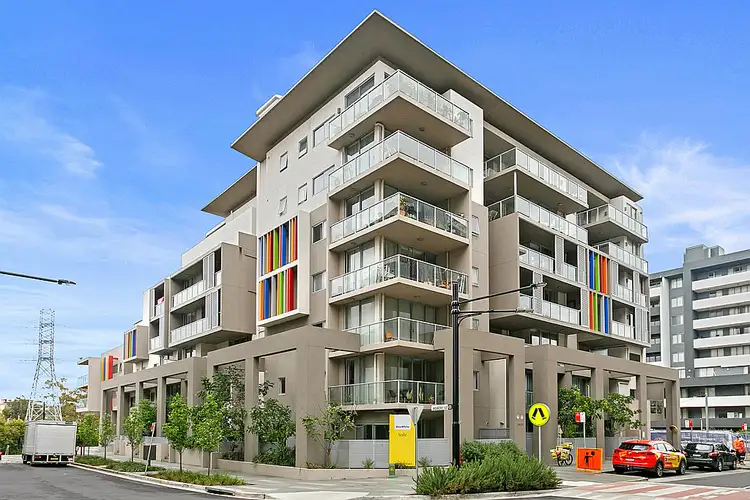 4 Charles Street