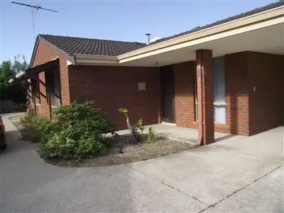 Unit 4/143 Hampton Road