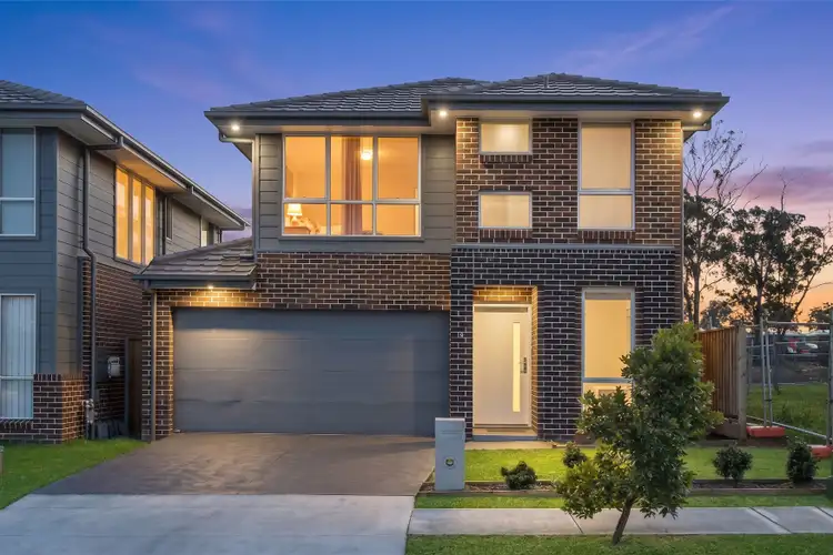 3 Lusitano Crescent