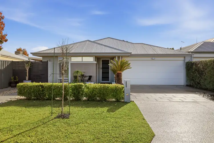 7 Strathmore Close