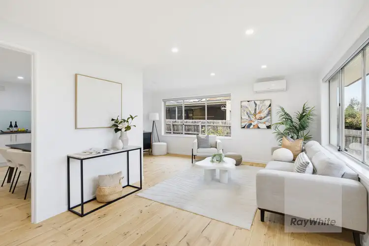 31 Streeton Circuit