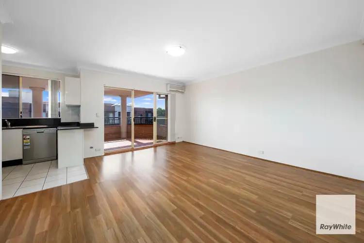 20-24 Mansfield Avenue
