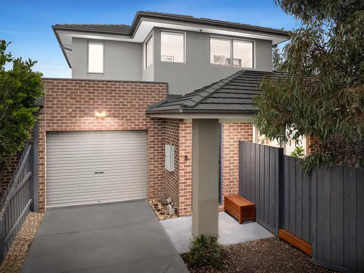 2 Vasey Avenue