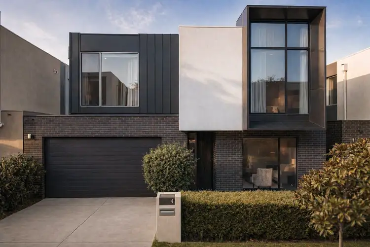 4 Moreton Close