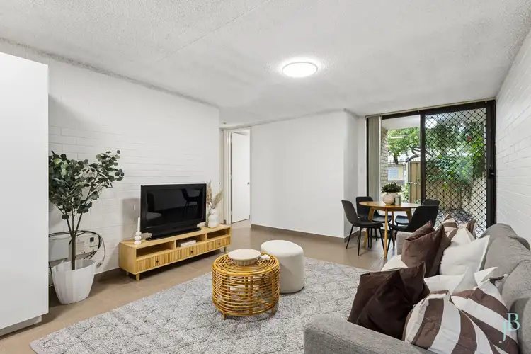 54 Nannine Place