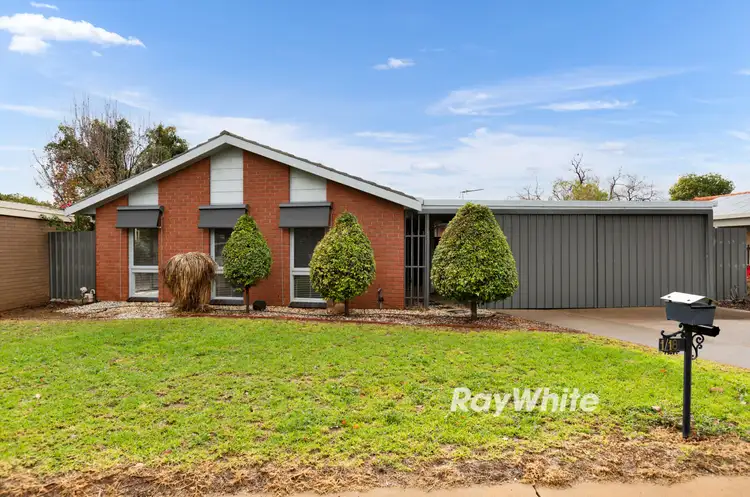 18 De Garis Drive