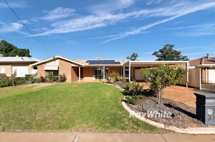 3 Grelis Court