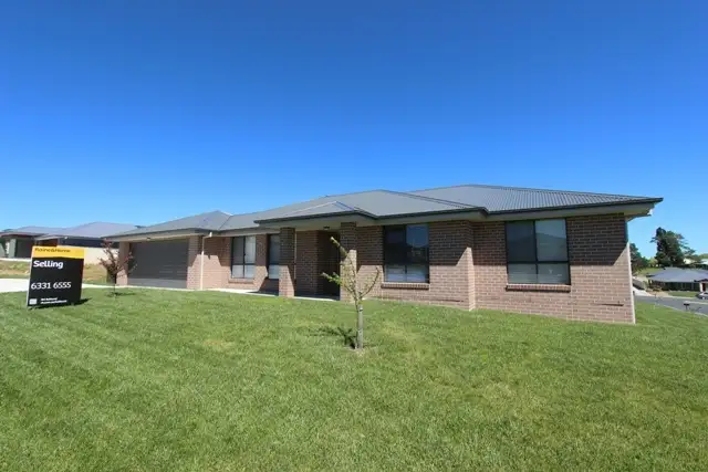 63 Graham Drive, Kelso NSW 2795