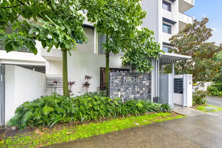 11 Andrews Street