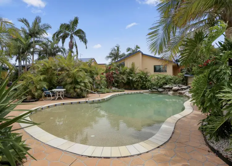 15 Shores Drive