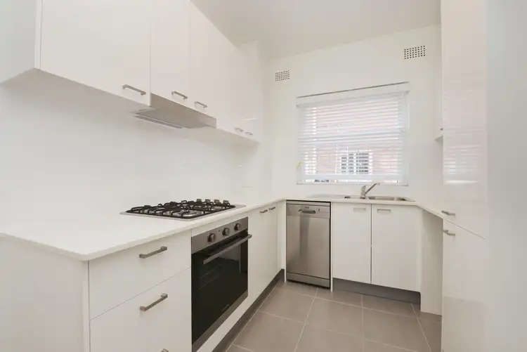 4/11 Botany Street