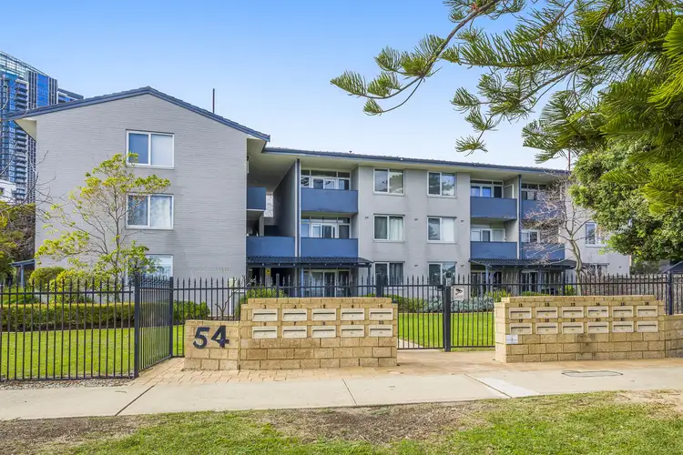 54 Melville Parade