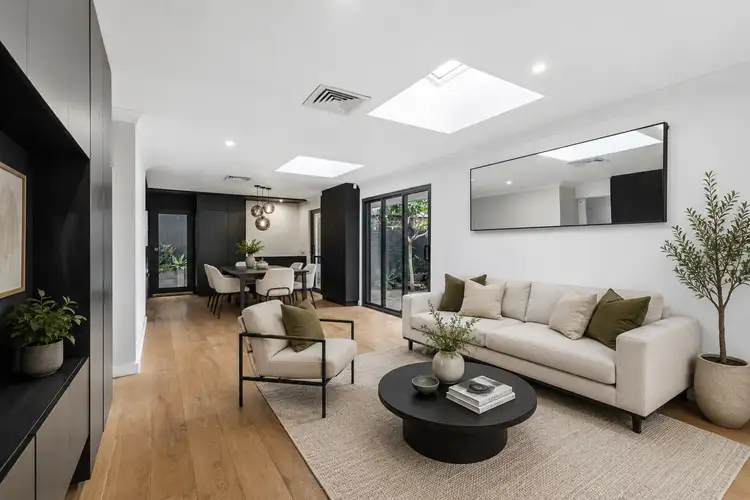 2 Cain Mews